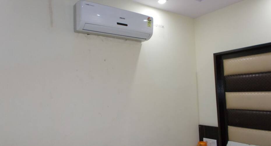 Hotel A V International, New Delhi 5